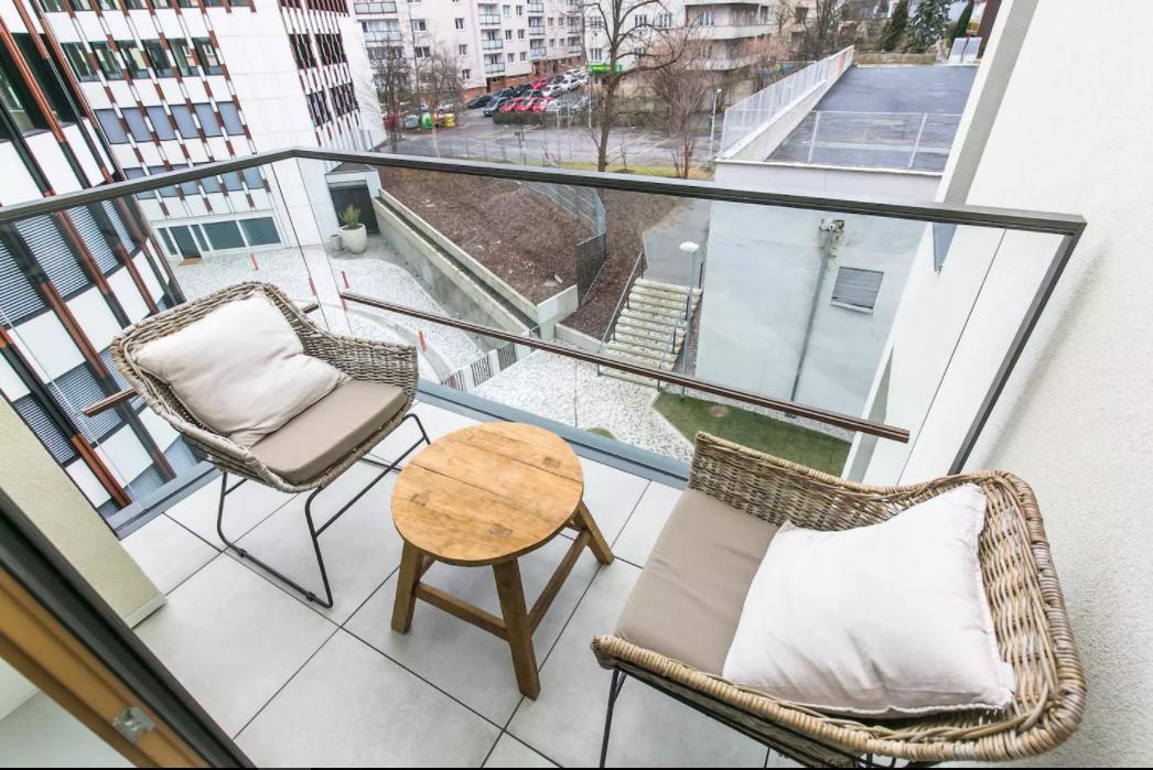 Flawless Apartments Pod Dekankou Prague Extérieur photo